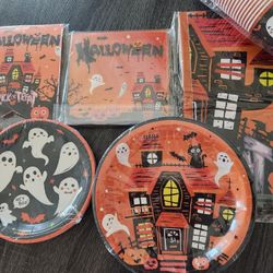 Halloween party supplies $10