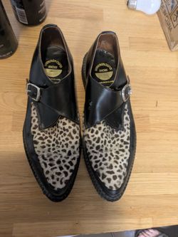 Men's dress shoes