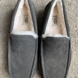 UGG slippers 