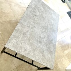 Large coffee Table 