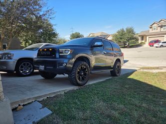 2008 toyota sequoia