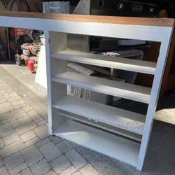 FREE! 1939 Kitchen Cabinet Uppers 