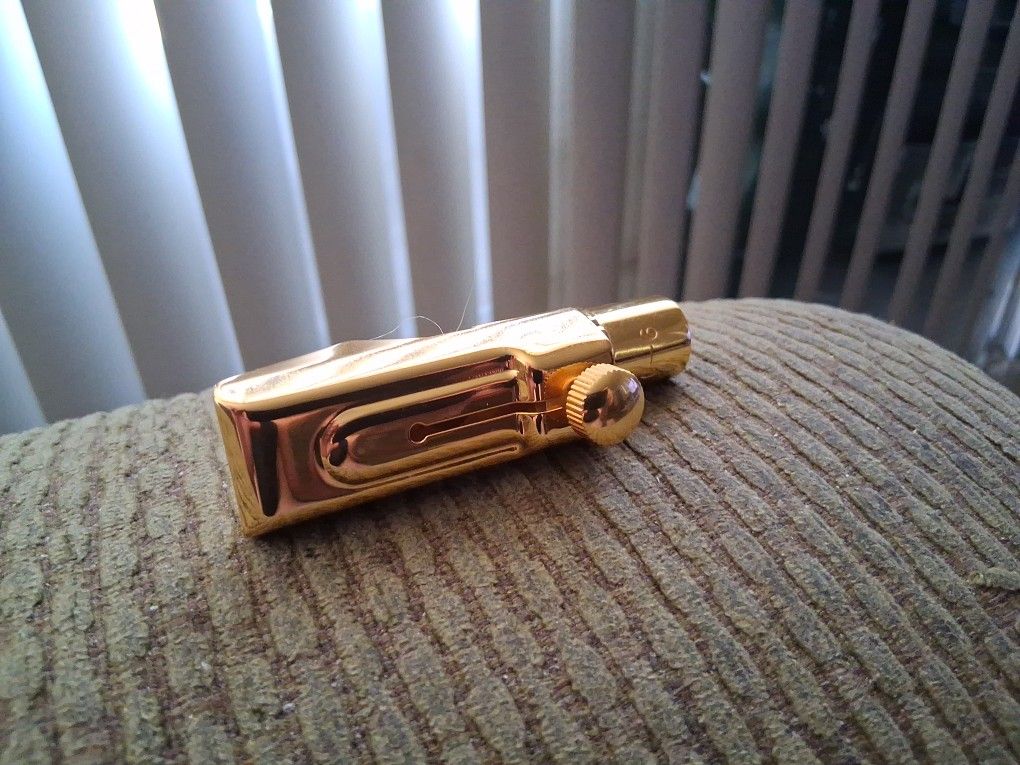 Pailili Gold Plated Mouth Piece.