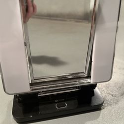 OttLite Makeup Mirror