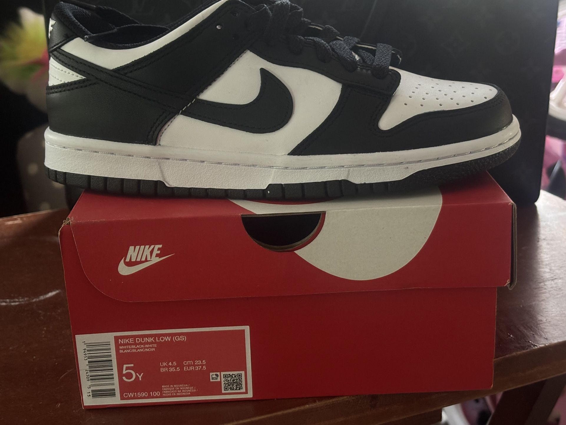 Panda Dunks