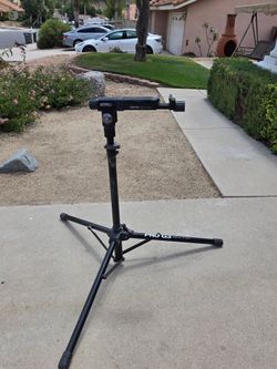 Pro G3 Bike Repair Stand "Spin Doctor" *Good Condition