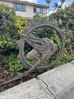 lawn ornament Zeus bronze  and16” circle hand poured 