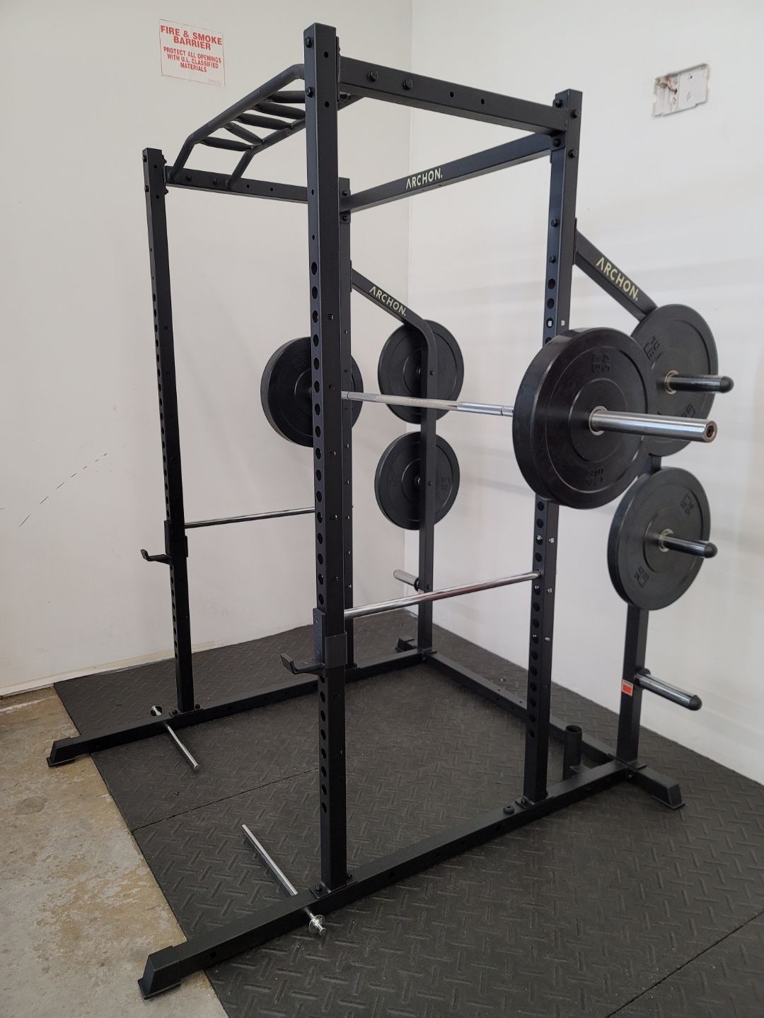 Brand New!! Squat / Power Rack Bumper Plates and Olympic Barbell