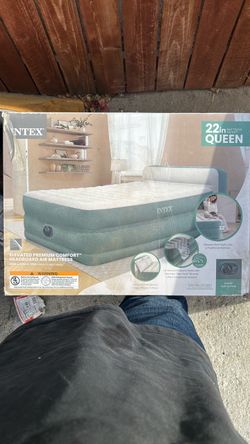 Queen air mattress