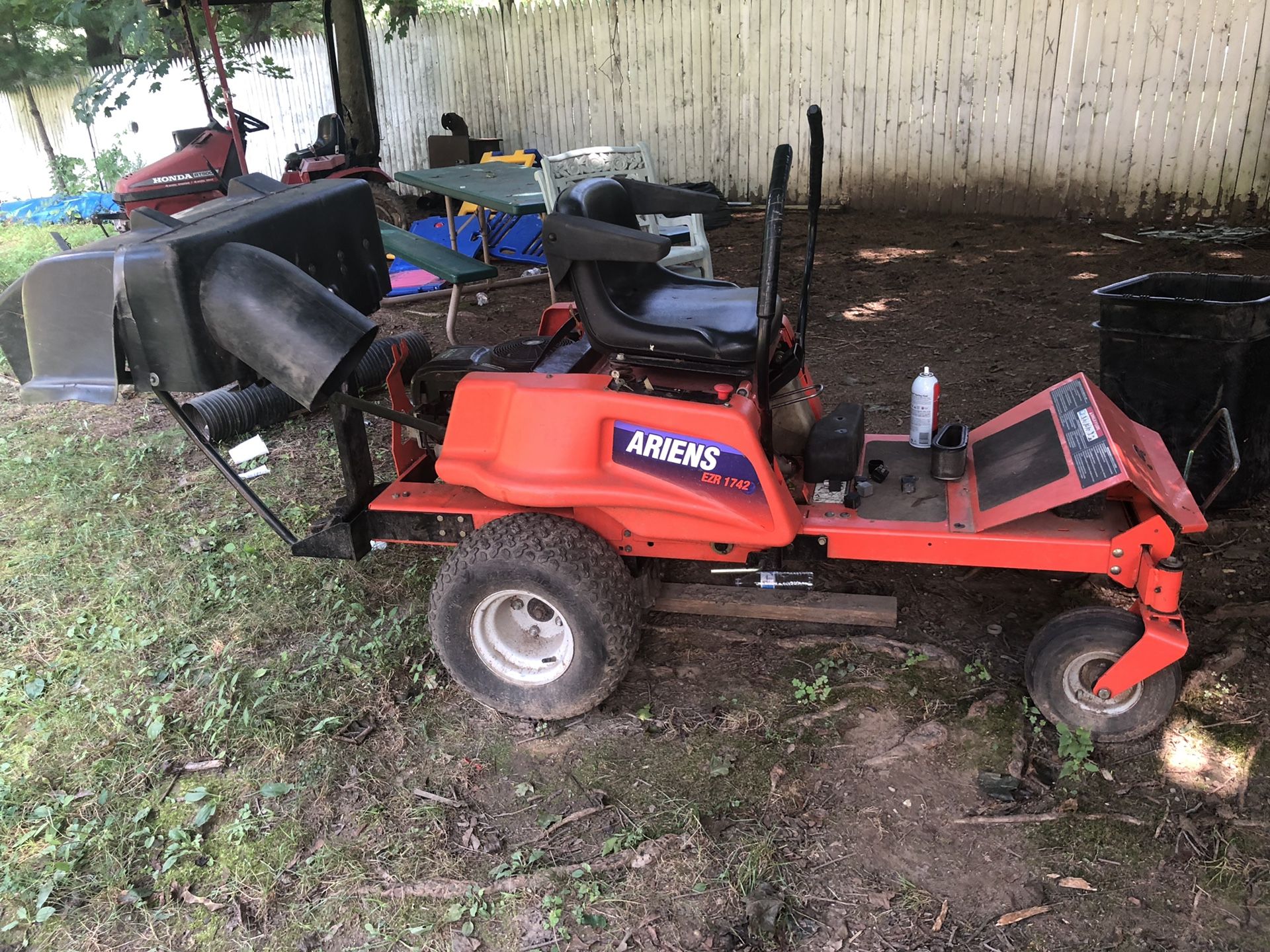 Ariens Ezr 1742 Zero Turn Tractor 42 In Deck Dual Bagger”as Is” For