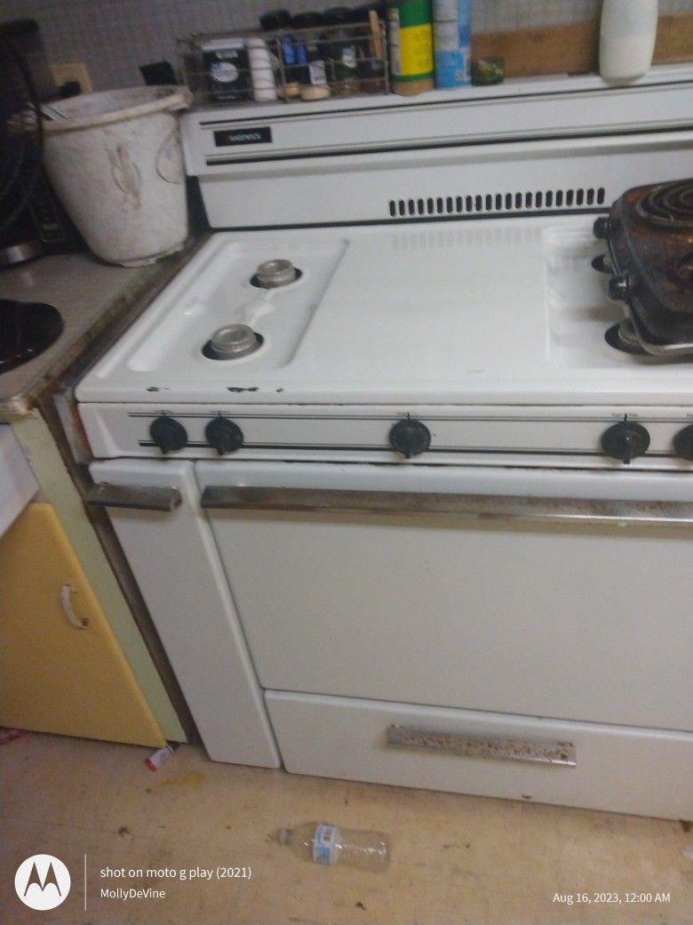 Antique Oven for Sale in Lakeland, FL - OfferUp
