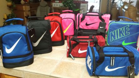 Brand new Insulated Nike bags these bags are Not full sized gym bags.. They are smaller for water bottles etc.." Sold out of PINK DUFFLES"!!!