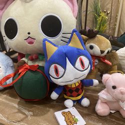LOTS OF PLUSHIES!!!!