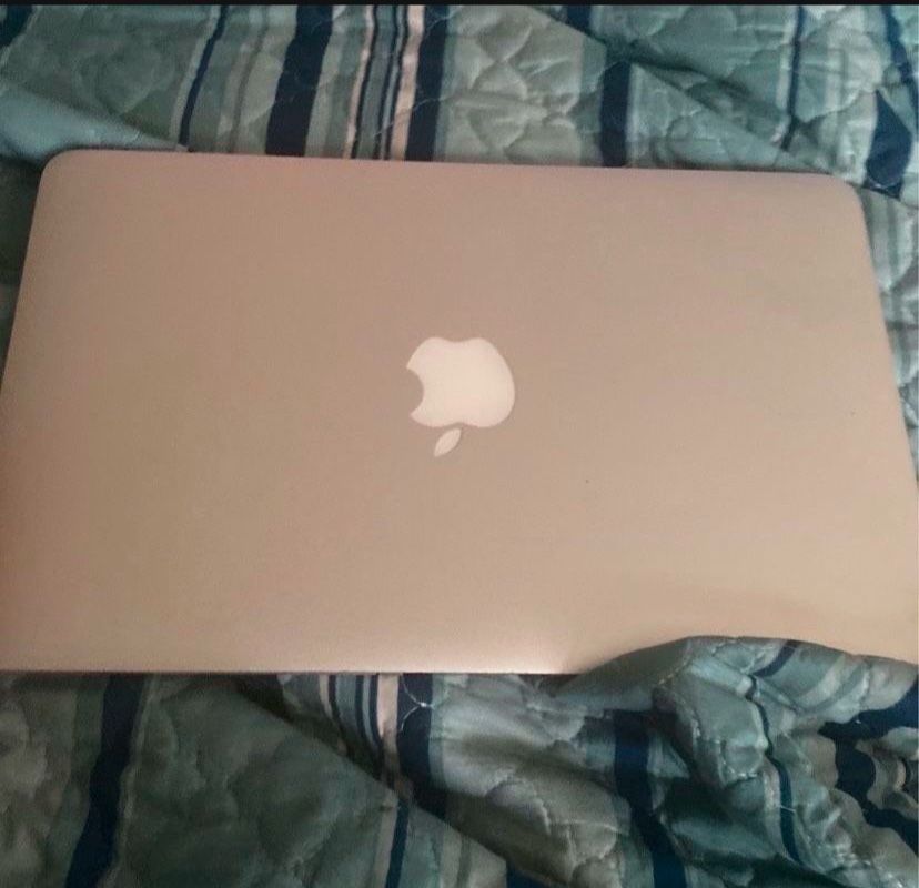 Mac Book Air For Sale