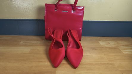 ❤️ Women’s 8.5 Heels + Matching Red Purse — $23