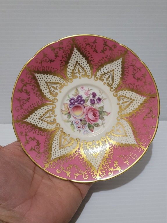 Paragon Saucer Single Warrant Rose Pear Pink Gold Made England Fine Bone China.