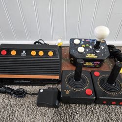 Atari Flashback Classic And Space Invaders Plug And Play