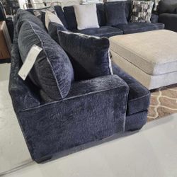 AP🎉 High Quality, Microfiber, Reversible Sectional Couch// Fast Delivery - Financing 