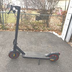 ELECTRIC SCOOTER 18MPH