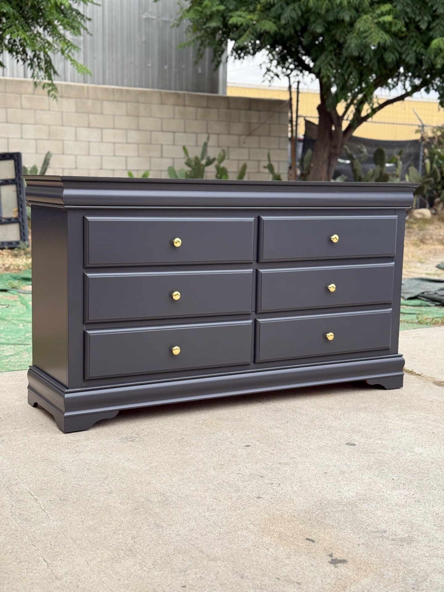 Grey Dresser