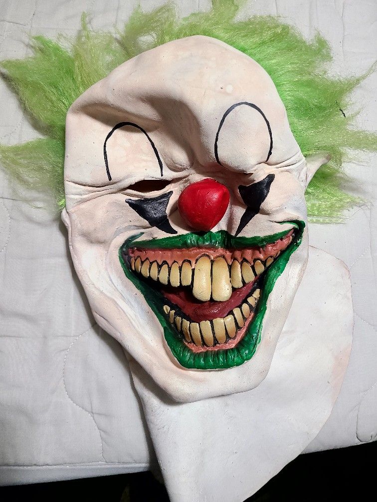 Killer Clown And Bloody Shirt