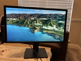 4k monitor 28” UHD 3840x2160 1ms