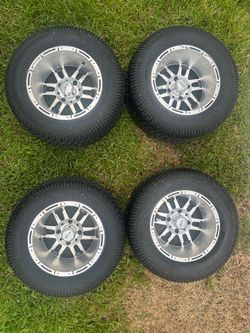 Golf cart wheels