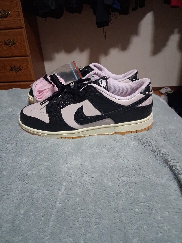 Dunks Low