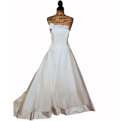 Private Collection Antique White Satin Gown 14 NWT
