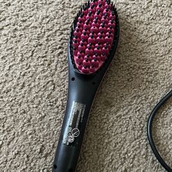 New! Simply Straight Hot Brush Full Size  Gets Hot Up To 450 Degrees 