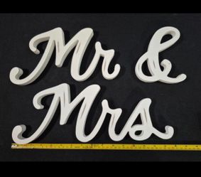 Home Decor / Signs