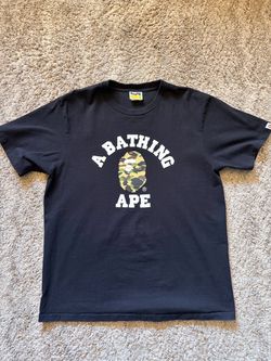 BAPE A Bathing Ape College Logo T-Shirt 100% authentic