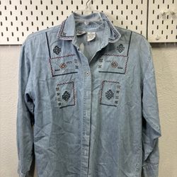 Capacity Embroidery Denim Jacket Size M 