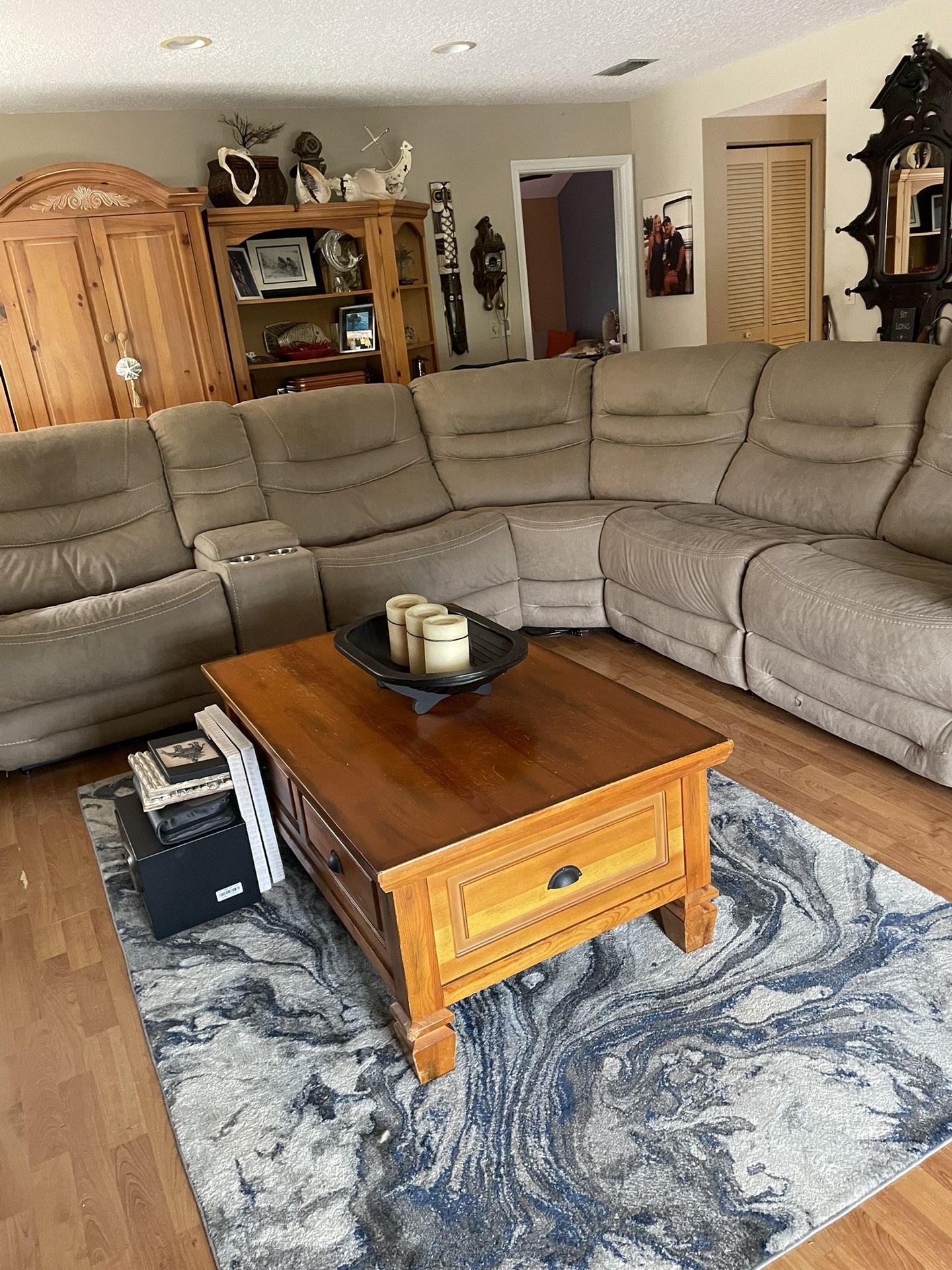 Couch For Sale, Super Comfy Good Deal