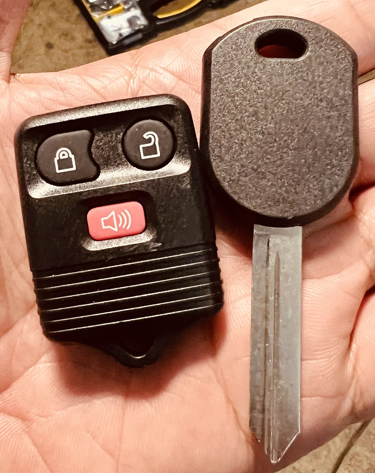 [$100 In Upland Tonight] Ford Lincoln Mercury Mazda Key & Remote Copy (Explorer, Edge, Escape, Expedition, F-150, F-250, F-350, Navigator & more)