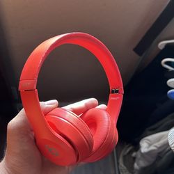 Red Beats Solo 3