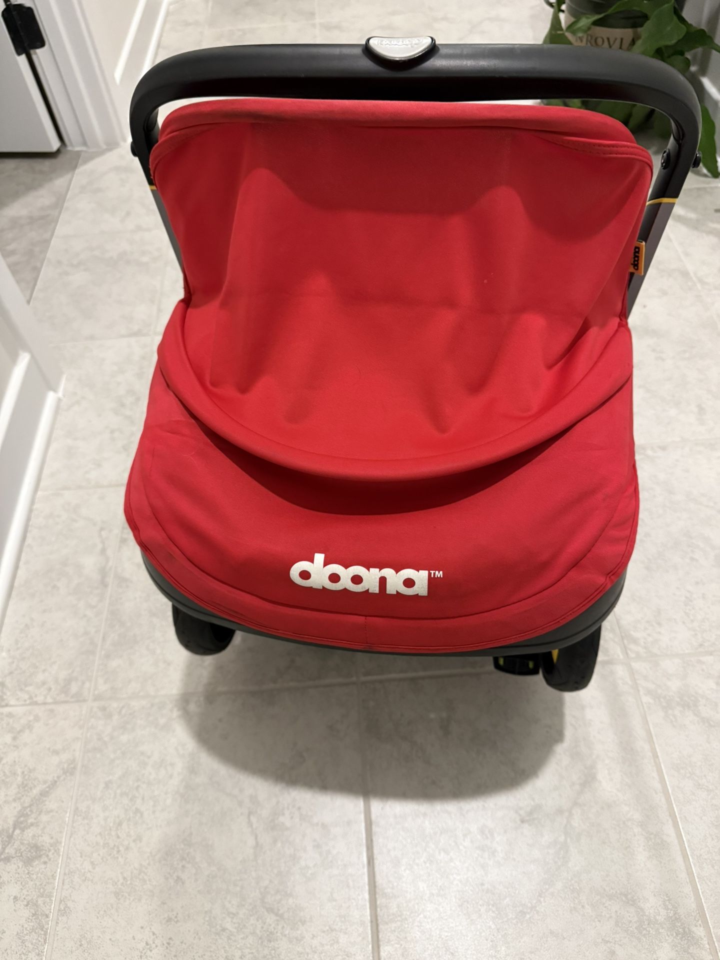 Doona Infant Car Seat And Stroller