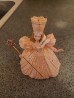 Vintage 1995 Hallmark Glenda The Goodwitch 