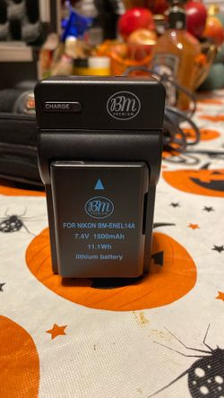 Battery And Battery Charger For Nikon