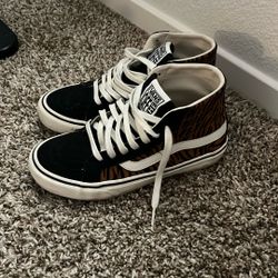 Women’s 7 Vans High tops