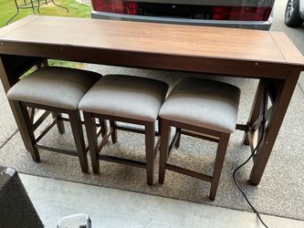 Bar Height Table with 3 Stools