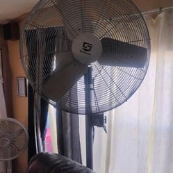 Strongway 30in. Industrial Pedestal Fan, 6500 CFM, 3/8 HP