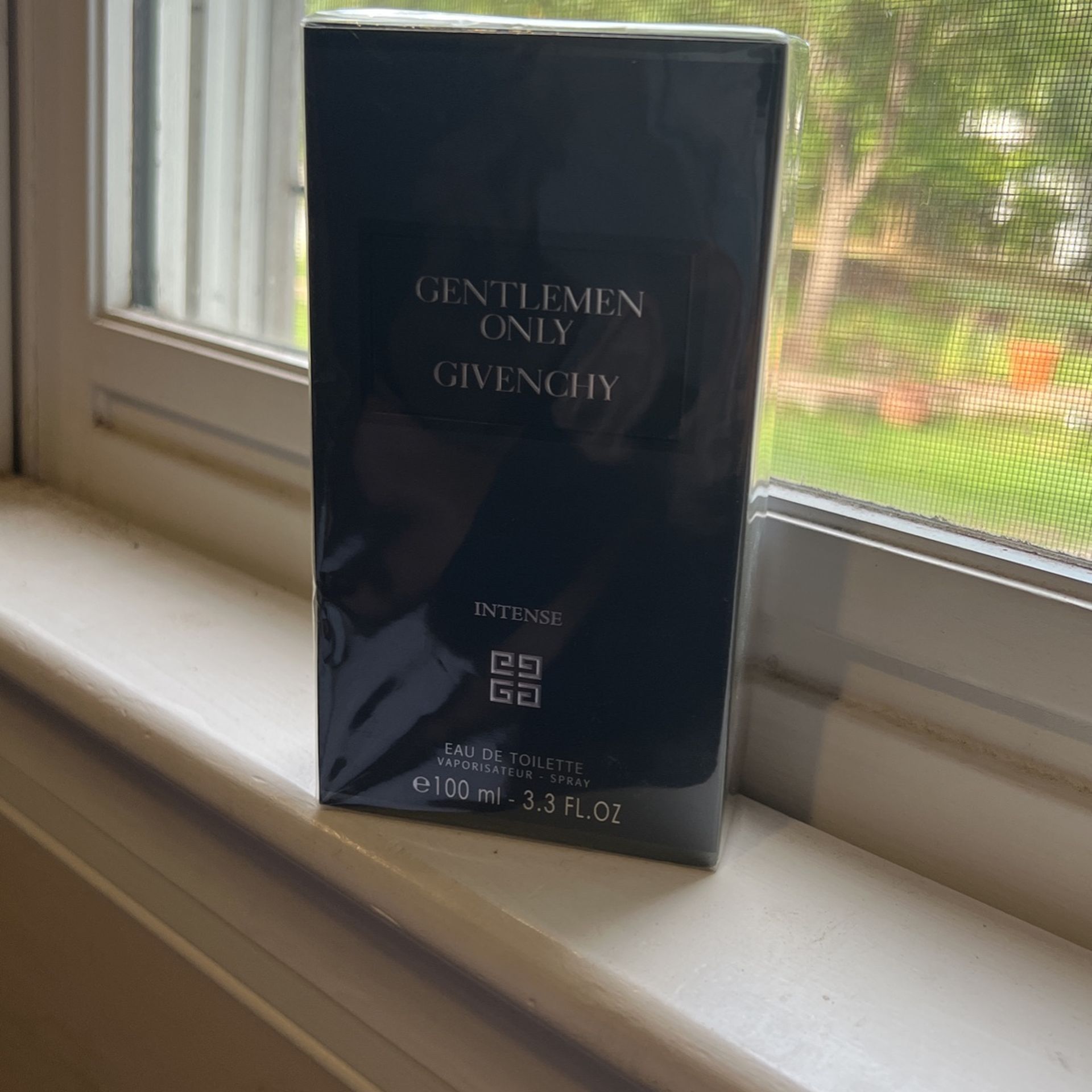 Givenchy Gentleman Only Cologne - Intense