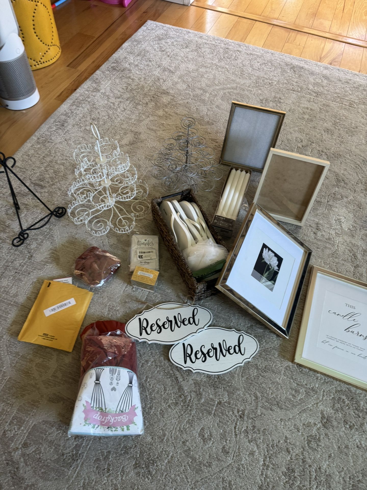 Wedding Items! Photo Frames, Candles, Cupcake Stands