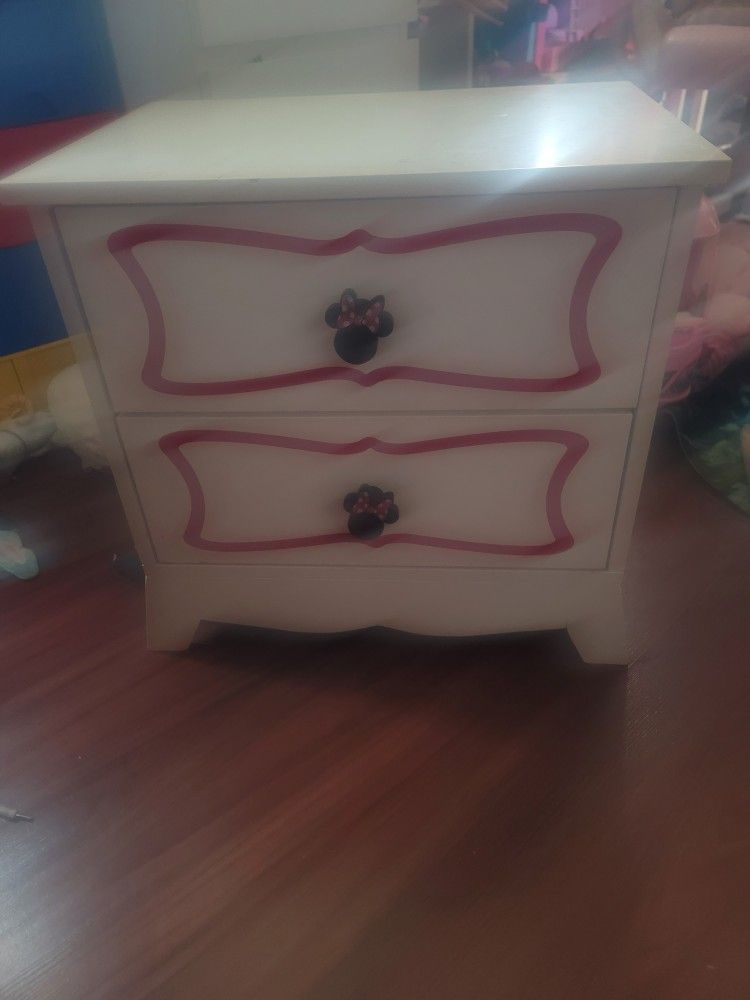 Mini mouse Cabinet and and mirror
