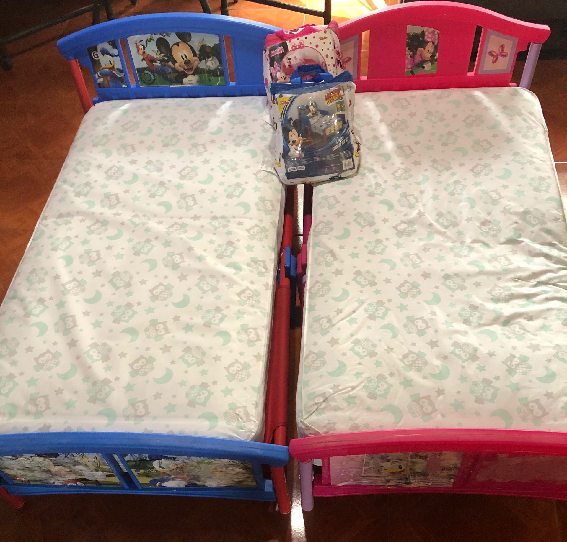Mickey & Minnie Toddler Beds