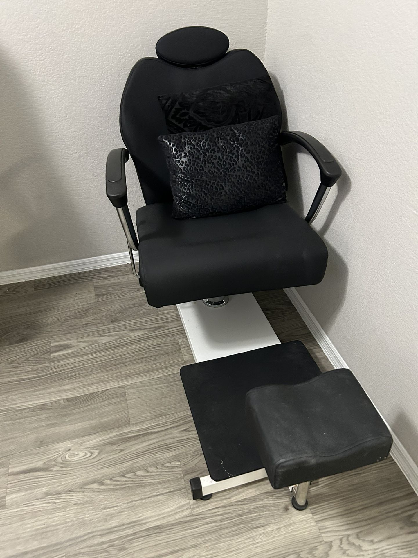 Nail Supplies