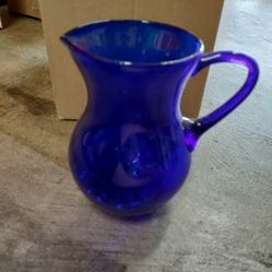 Pouring Vase