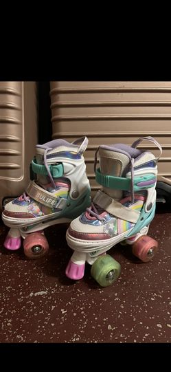 LED LIGHTS ROLLER SKATE 