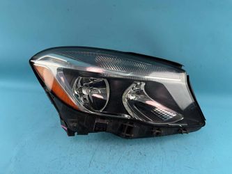 OEM 2015-2020 Mercedes-Benz GLA-Class Halogen RH Right Headlight 156-906-16-00